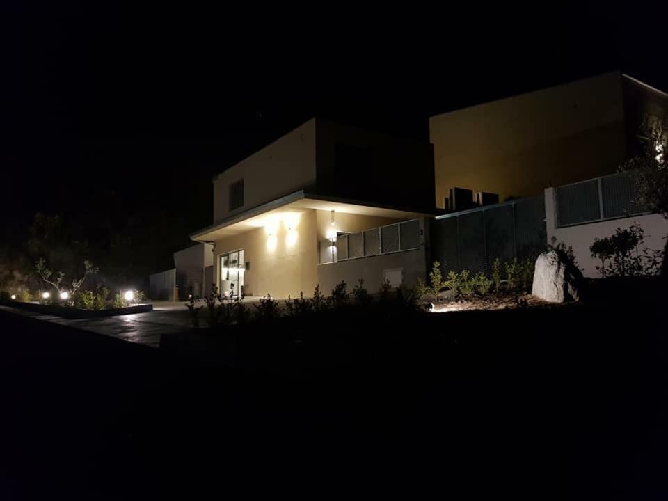 Area 19 Aparthotel Катандзаро Екстериор снимка